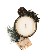 Load image into Gallery viewer, Boundary Waters 12oz Candle
